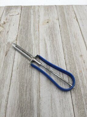 Vintage Stainless Steel Floating Blade Vegetable Fruit Potato Peeler Blue Coated